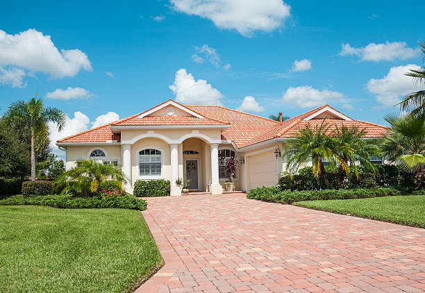 Best Driveway Pavers Installation  in Okawvle, IL