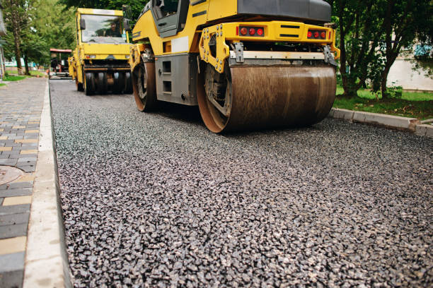 Best Interlocking Driveway Pavers  in Okawvle, IL